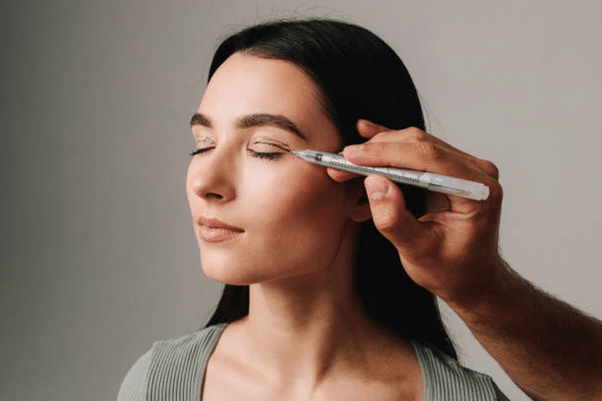 Is Upper Eyelid Blepharoplasty Worth Considering for Hooded Eyes?